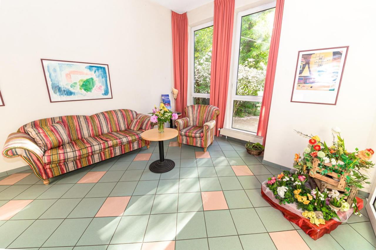 Akzent Parkhotel Trebbin Ngoại thất bức ảnh