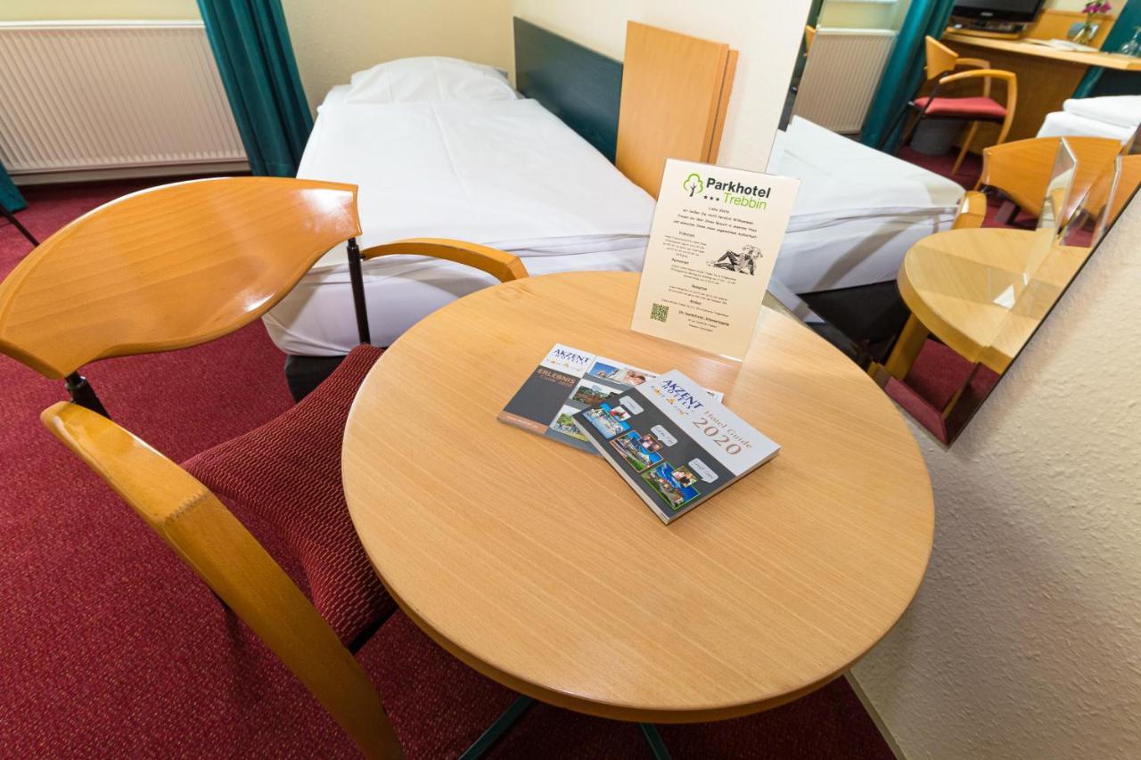 Akzent Parkhotel Trebbin Ngoại thất bức ảnh