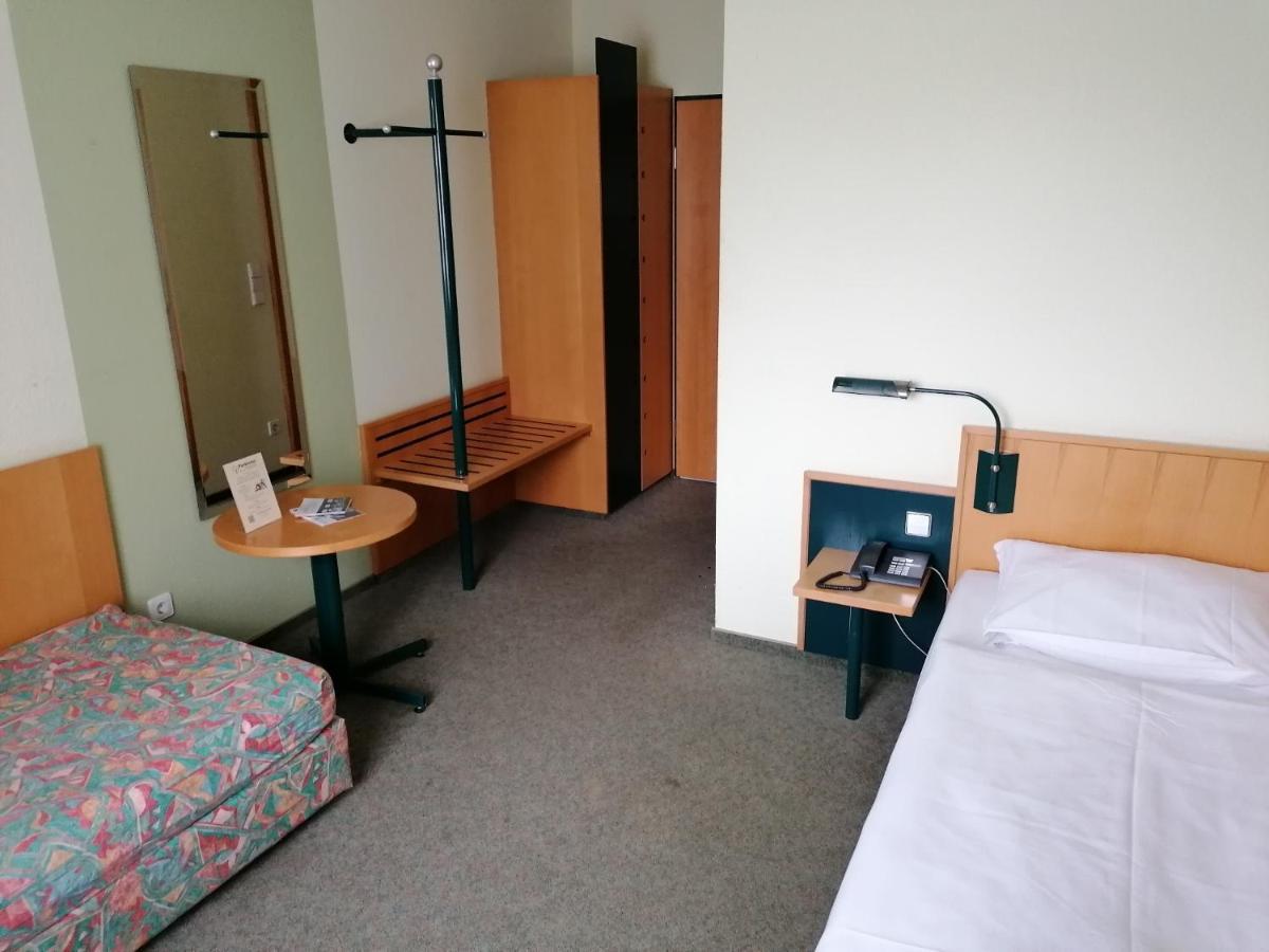 Akzent Parkhotel Trebbin Ngoại thất bức ảnh